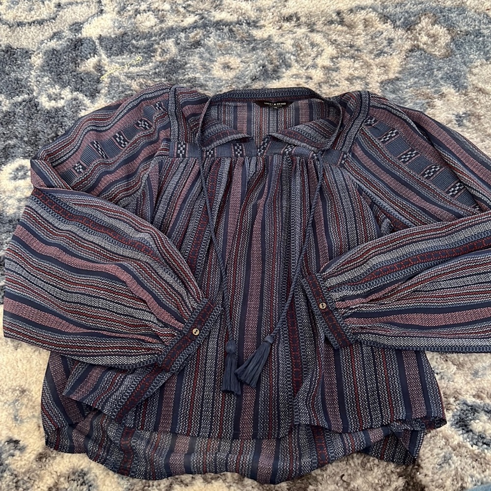 Gorgeous flowy Lucky brand top